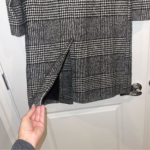 Shilla Exotic Check Coar - Picture 9 of 9